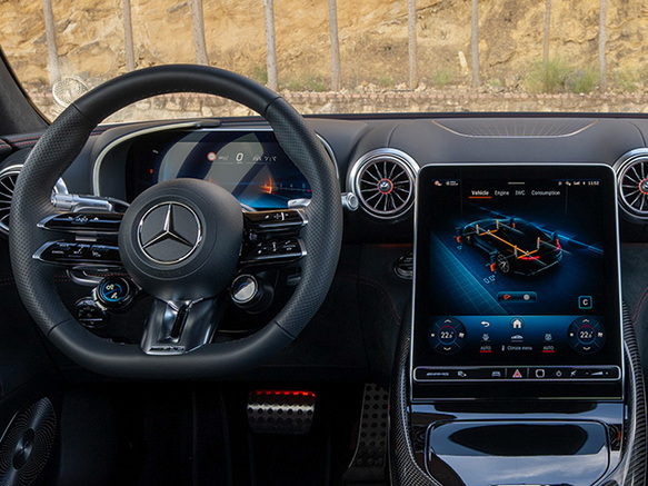 メルセデスAMG GT 2024年式モデル 63 4マチックプラス クーペ