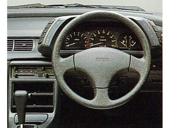 いすゞ ジェミニハッチバック 1991年式モデル 1.6 イルムシャー
