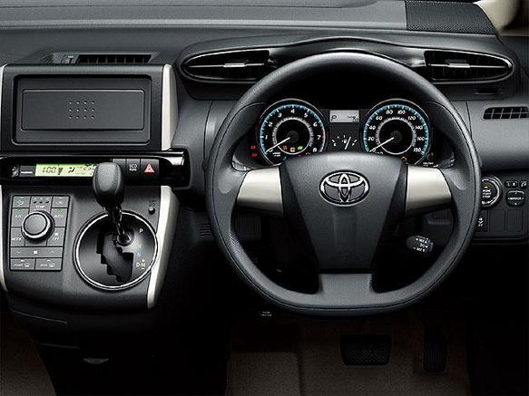 トヨタ ウィッシュ 2009年式モデル 1.8 X HIDセレクション 4WD CVT の 
