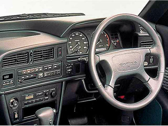 トヨタ カリーナサーフ 歴代モデル グレード 外装 内装写真一覧 新車 中古車見積もりなら Mota