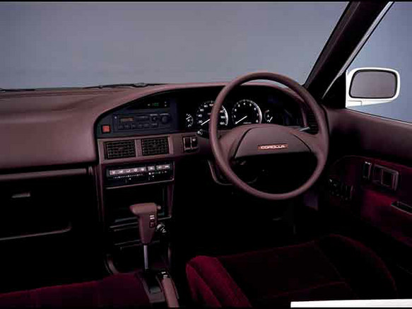トヨタ カローラ 1987年式モデル 1.6 GT MT のスペック詳細