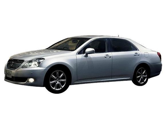 トヨタ クラウンマジェスタ 2009年式モデル 4.6 Aタイプ AT のスペック