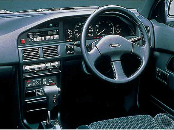 トヨタ スプリンターカリブ 1988年式モデル 1.6 AV-I 4WD AT の