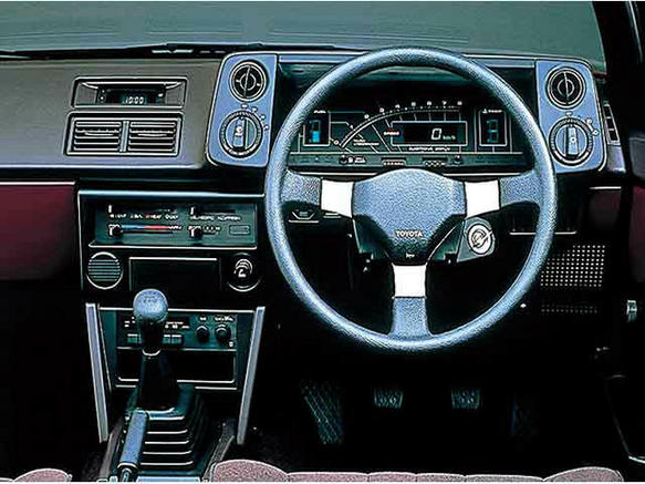 AE86 前期型内装①