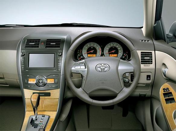トヨタ カローラアクシオ 2006年式モデル 1.5 G 4WD CVT の