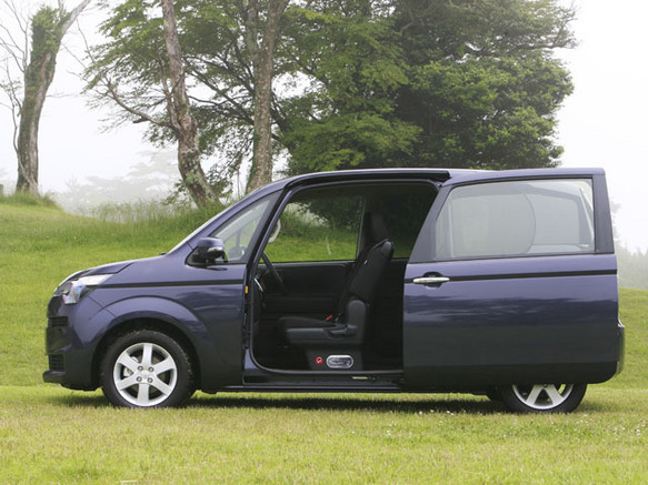 トヨタ スペイド 2012年式モデルの価格・カタログ情報 | 新車