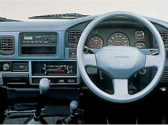 トヨタ ランドクルーザー 部品カタログ 1990年モデル 即決！ランドクルーザープラド//パーツリスト/KZJ90/95/VZJ90/95