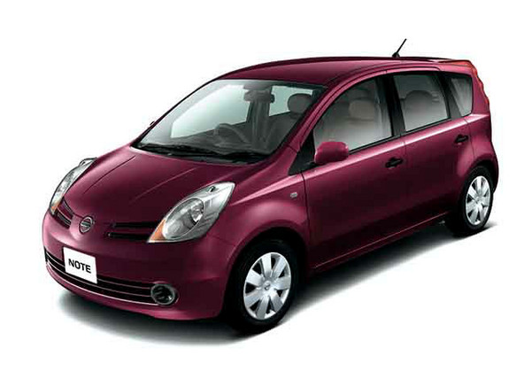 日産 ノート 2005年式モデル 1.5 15E サルサグリーン CVT のスペック