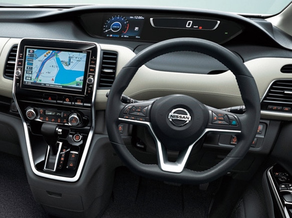 状態込みの超特価、スターミーV 、セレナSR２枚セット 日産 セレナ ハイウェイスターVの新車・新型情報・価格・装備