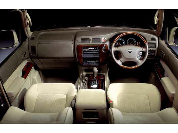 日産 サファリ 1997年式モデル 4.8 グランロードリミテッド 4WD