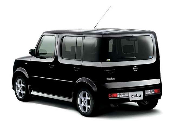 日産 キューブ 2002年式モデル 1.5 プラスコンラン CVT の 日産 キューブ 2002年式モデル 1.5 プラスコンラン CVT の