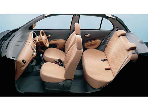 マーチページ 日産 マーチ 2002年式モデル 1.4 14e AT のスペック詳細 | 新車
