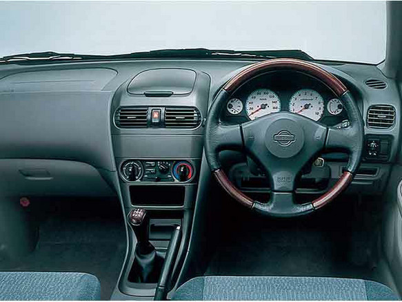 日産 サニー 1998年式モデル 1 6 Vz R Mt のスペック詳細 新車 中古車見積もりなら Mota