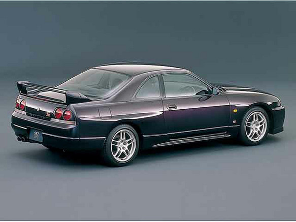 スカイラインGT-R カタログ 復刻版カタログ】16年ぶりに復活したスカイラインGT-Rは、圧倒的