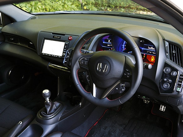 ホンダ Cr Z 10年式モデル 1 5 アルファ ドレストレーベル Iii 2トーンカラースタイル Cvt のスペック詳細 新車 中古車見積もりなら Mota