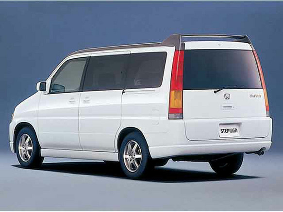 ホンダ ステップワゴン 1996年式モデル 2 0 G フィールドデッキ At のスペック詳細 新車 中古車見積もりなら Mota