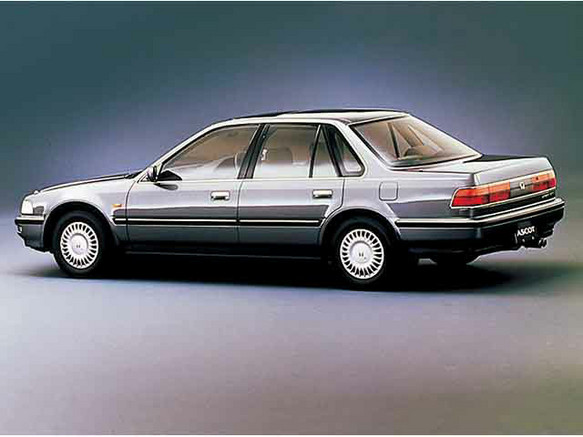 ホンダ アスコット 1989年式モデル 1.8 FC AT のスペック詳細