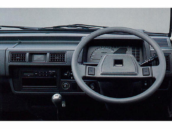 マツダ ボンゴバン 1993年式モデル 1.8 DX 低床 4WD MT の
