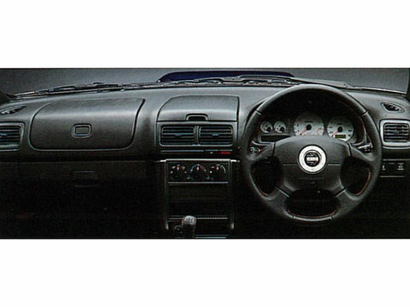 スバル インプレッサクーペ 歴代モデル グレード 外装 内装写真一覧 新車 中古車見積もりなら Mota