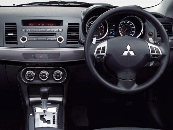 三菱 ギャランフォルティススポーツバック 価格 車種カタログ情報 新車 中古車見積もりなら Mota 三菱 ギャランフォルティススポーツバック 価格 車種カタログ情報 新車 中古車見積もりなら Mota
