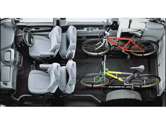 三菱 デリカスペースギア 1994年式モデル 2 8 シャモニー エアロルーフ ディーゼルターボ 4wd At のスペック詳細 新車 中古車見積もりなら Mota