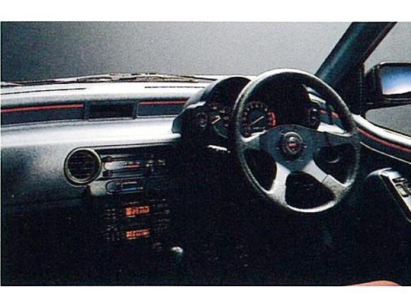 三菱 ミニカ 1989年式モデル 550 ダンガンZZ MT のスペック詳細 | 新車