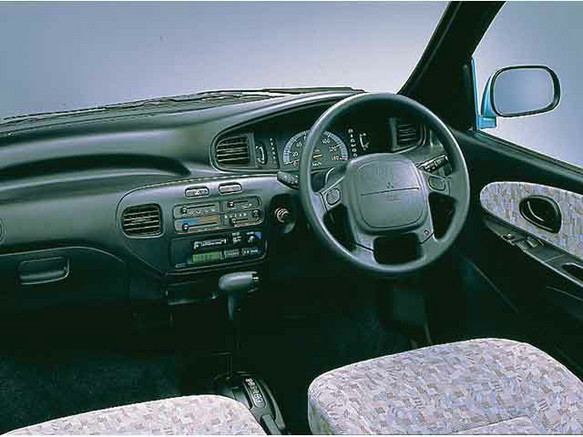 三菱 ミニカ 1993年式モデルの価格・カタログ情報 | 新車・中古車 