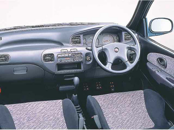 三菱 ミニカ 1993年式モデル 660 ダンガン-4 4WD MT のスペック