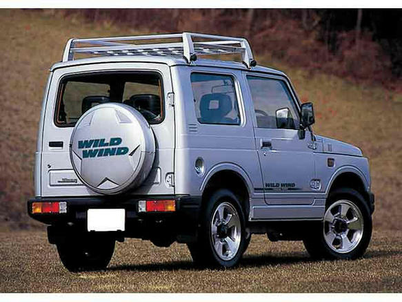 スズキ ジムニー 1987年式モデル 660 ランドベンチャー 4WD AT