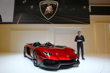 Lamborghini Aventador J(ランボルギーニ アヴェンタドール J)