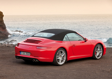 Porsche New 911 Carrera Cablioret