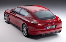 Porsche New Panamera GTS