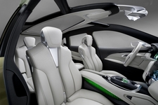 日産 ハイクロスコンセプト フロントシート