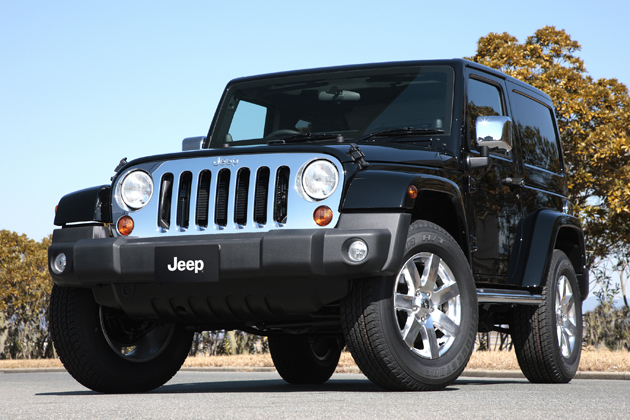 クライスラー 都会的でエレガントな特別仕様限定車 ジープラングラー ブラックタイエディション 画像ギャラリー No 4 業界先取り 業界ニュース 自動車ニュース21国産車から輸入車まで Mota