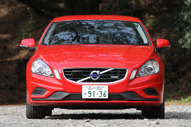 ボルボ S60 T4 R Design 試乗レポート 岡本幸一郎 画像ギャラリー No 16 徹底検証 21年新型車種ー試乗レポート Mota