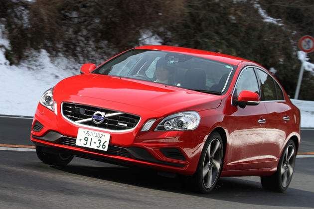 ボルボ S60 T4 R Design 試乗レポート 岡本幸一郎 1 2 徹底検証 12年新型車種ー試乗レポート Mota