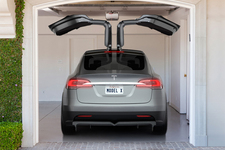 Tesla Motors「Model X」