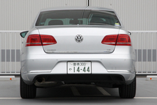 フォルクスワーゲン パサート TSI Highline BLUEMOTION