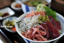 食堂 さくら屋[静岡県静岡市清水区由比]　 『静岡てんこ盛り丼』(980円)