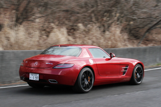 メルセデス・ベンツ SLS AMG Coupe 試乗レポート／岡本幸一郎