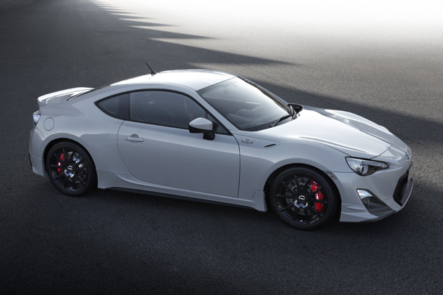 トヨタ 86(ハチロク) TRDパフォーマンスライン イメージ3