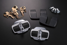 トヨタ 86(ハチロク) TRDパフォーマンスライン ドアスタビライザー/14,700円