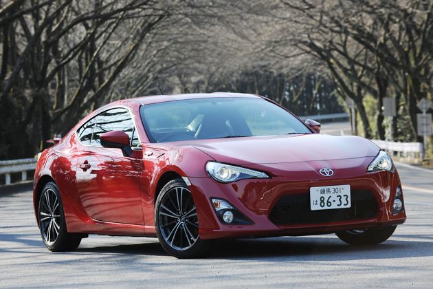 TOYOTA 86(トヨタ ハチロク) GT Limted[6速MT／ボディカラー：ライトニングレッド] フロントエクステリア