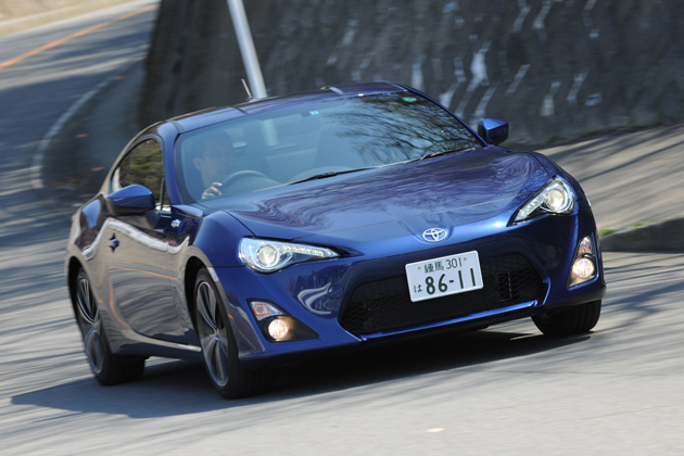 新車外し・送料込み】トヨタ86(ZN6) 純正サスペンション4本