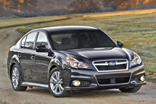スバル 新型レガシィ（2013年モデル）