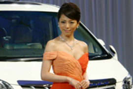 釈由美子