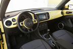 フォルクスワーゲン 新型ビートル（ザ・ビートル）1.2TSI インパネ