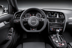 アウディ 新型S4