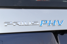 トヨタ プリウスPHV(プラグインハイブリッド)ロゴ