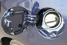 トヨタ プリウスPHV(プラグインハイブリッド)ガソリン給油口